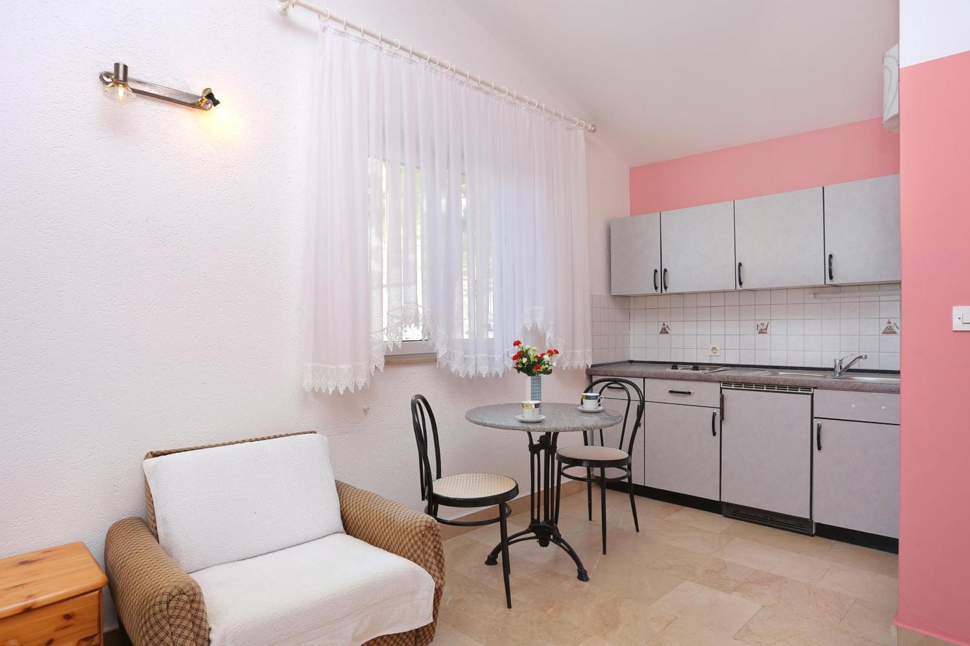 Apartments With A Parking Space Marusici, Omis - 18497 Mimice Rum bild